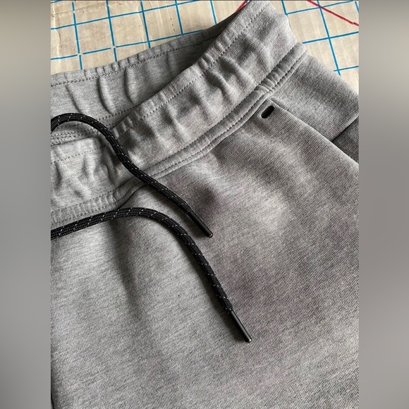 Greg Nike Tech Pants - Picture 3 of 7